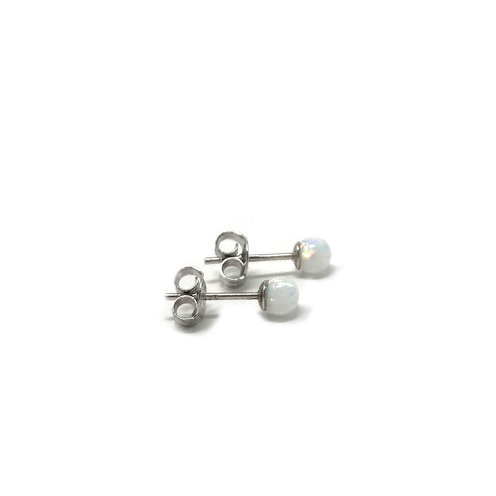 Boucle d'oreilles lune 4mm, 2 opales, vue profile